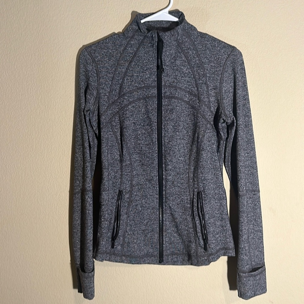 I’m selling this, simply because I didn’t wear it.